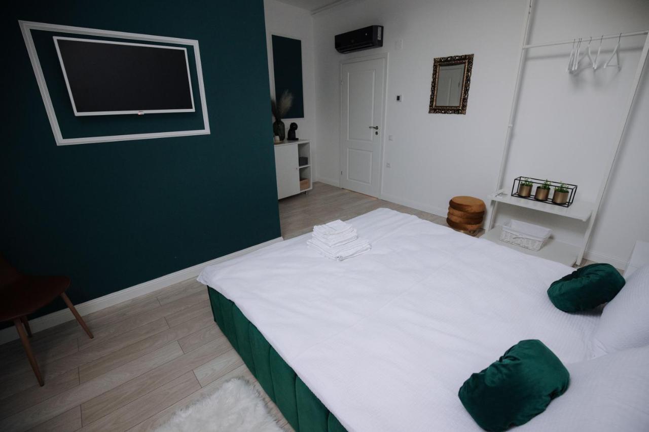 The Corner50 Hotel Alba Iulia Exterior photo